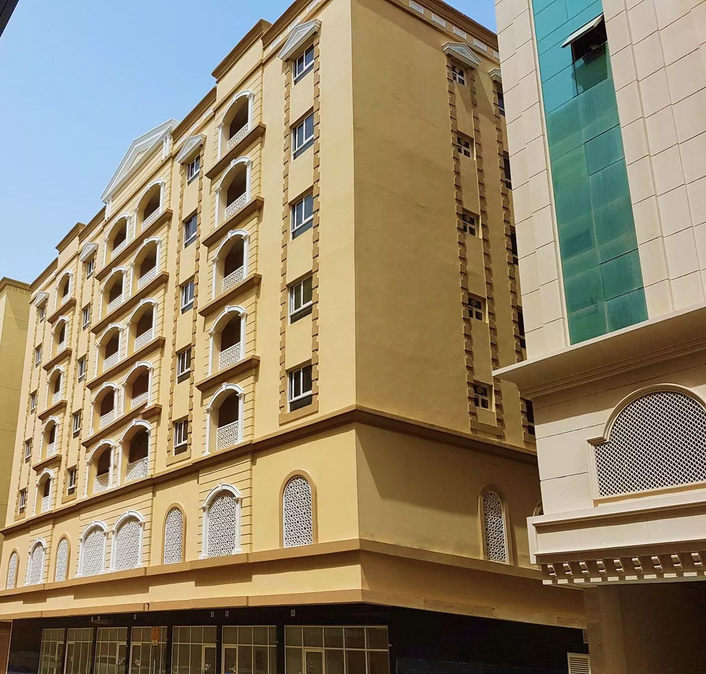 Muwaileh Building Apartments